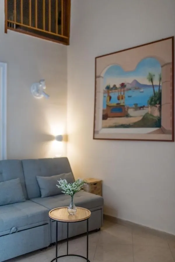 Residence Appartamenti Santa Teresa A Chiaia Neapol