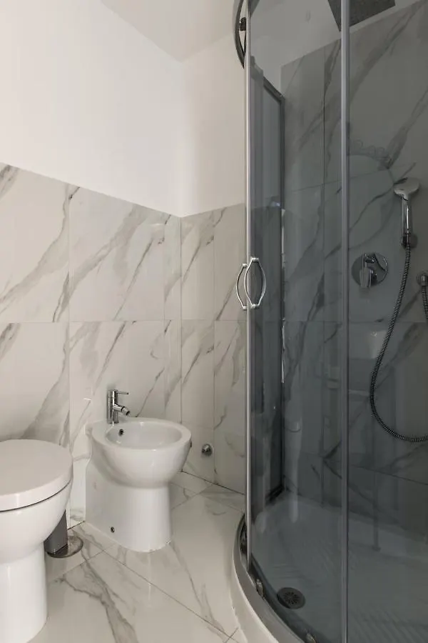 Bed & Breakfast Residence Appartamenti Santa Teresa A Chiaia Naples