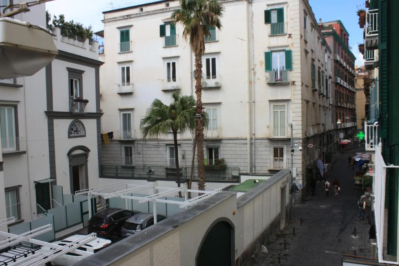 Residence Appartamenti Santa Teresa A Chiaia Naples Bed & Breakfast