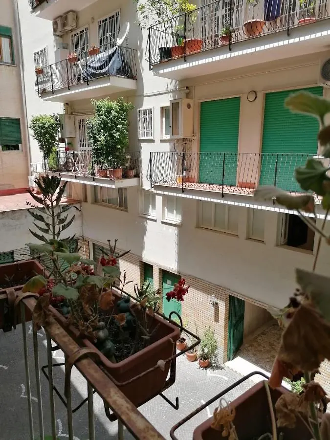 Residence Appartamenti Santa Teresa A Chiaia Naples Bed & Breakfast