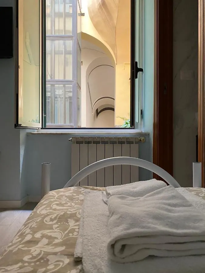 Bed & Breakfast Residence Appartamenti Santa Teresa A Chiaia Naples